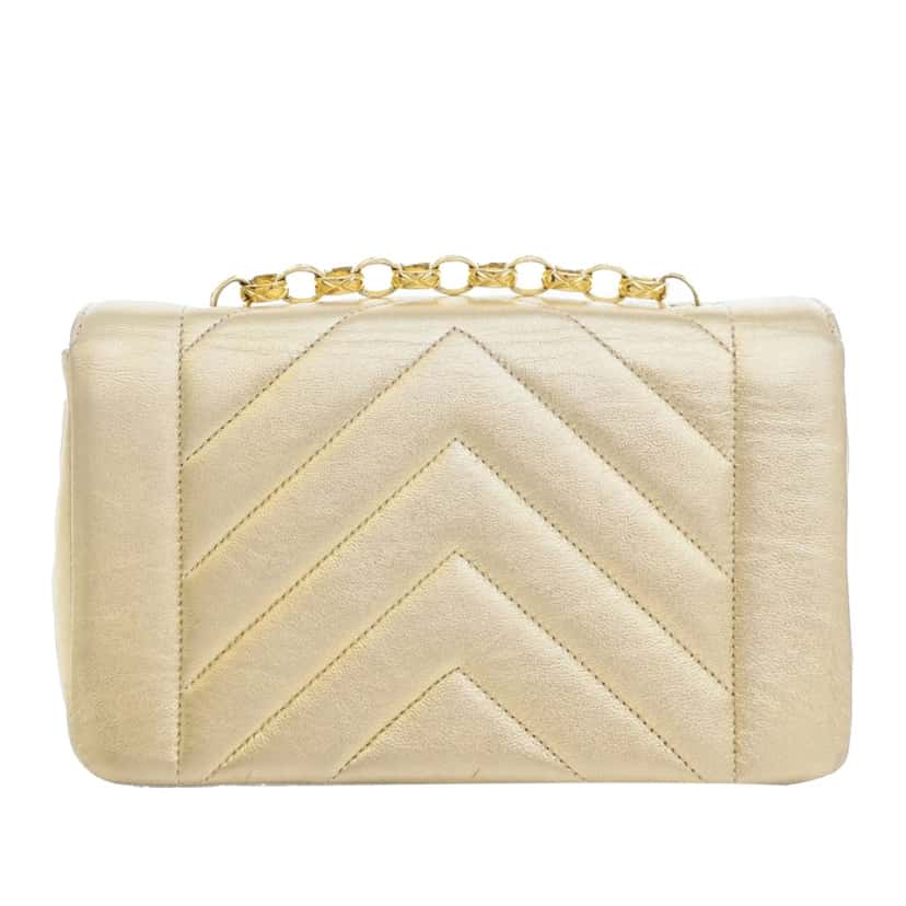 Chanel Small Chevron Metallic Lambskin V Stitch Bijoux Flap Gold Leather Good condition - Inside View