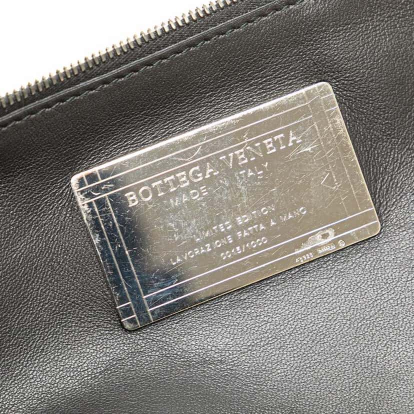 Bottega Veneta Limited Edition Large Lambskin Intreccio Knotted Cabat Tote Black Leather Good condition - Box View