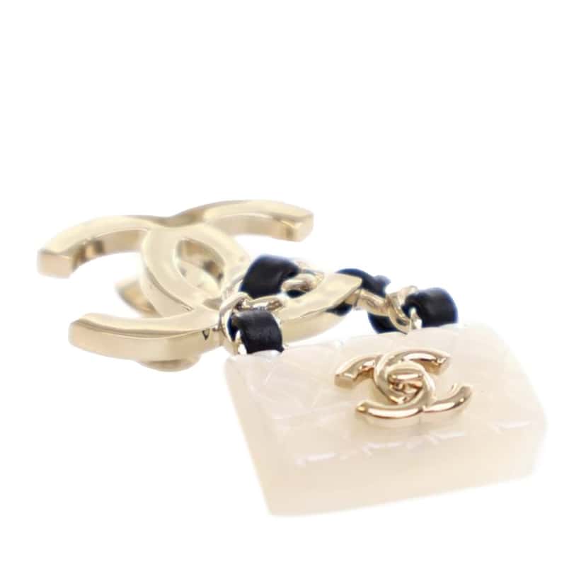 Chanel Gold Plated Enamel CC Quilted Flap Brooch Gold Metal Good condition - Back View