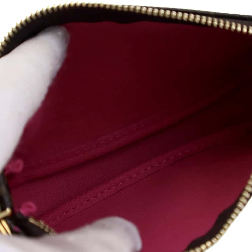 Louis Vuitton Monogram Bears on Skis Christmas Animation Mini Pochette Accessories Brown Canvas Good condition - Box View