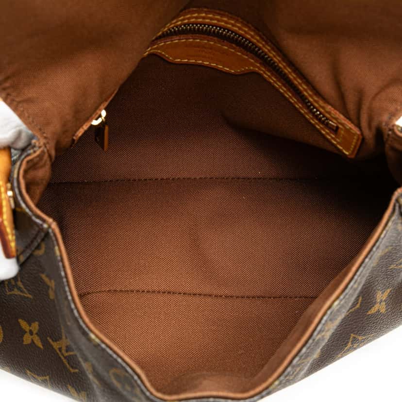 Louis Vuitton Monogram Mini Looping Brown Canvas Good condition - Model View