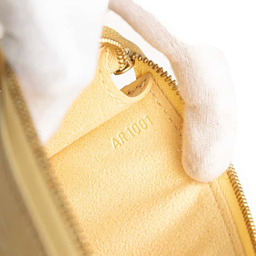 Louis Vuitton Epi Pochette Accessoires Yellow Leather Good condition - Box View