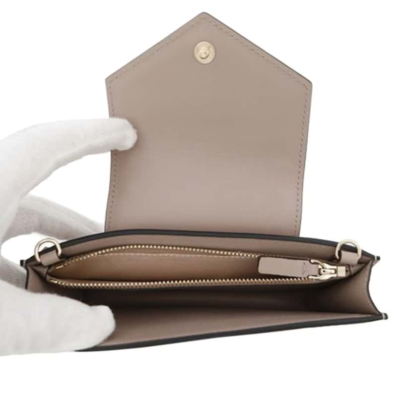 Valentino Calfskin Rockstud Phone Case with Chain Brown Leather Good condition - Model View