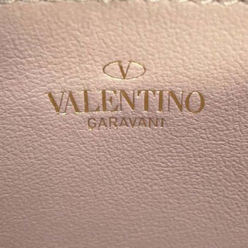 Valentino Calfskin Rockstud Phone Case with Chain Brown Leather Good condition - Box View