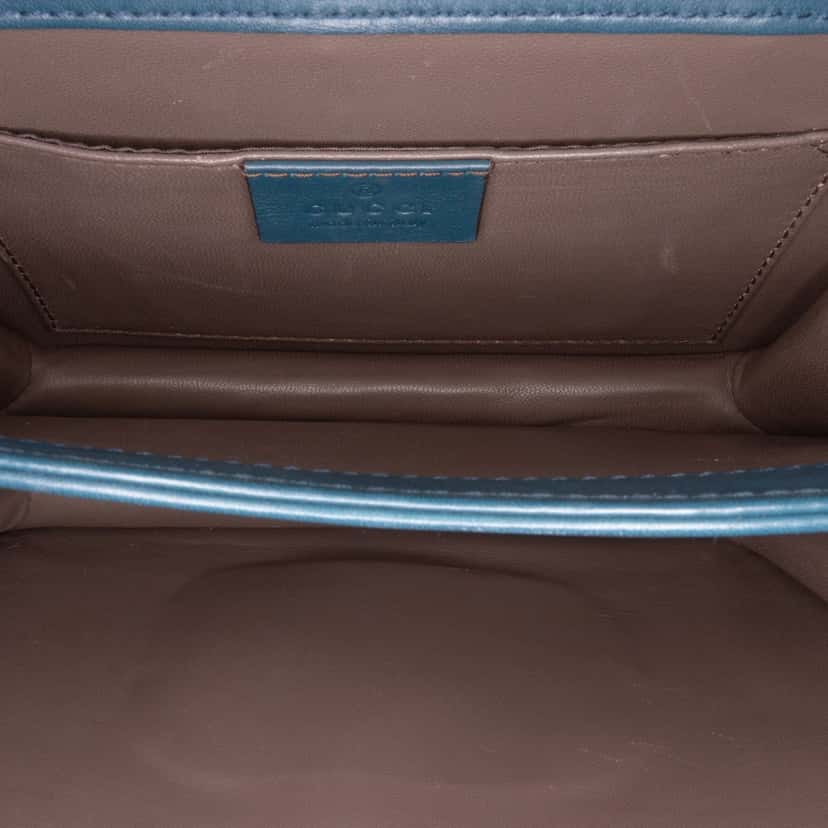Gucci Small Polished Calfskin Interlocking G Dollar Crossbody Blue Leather Good condition - Model View