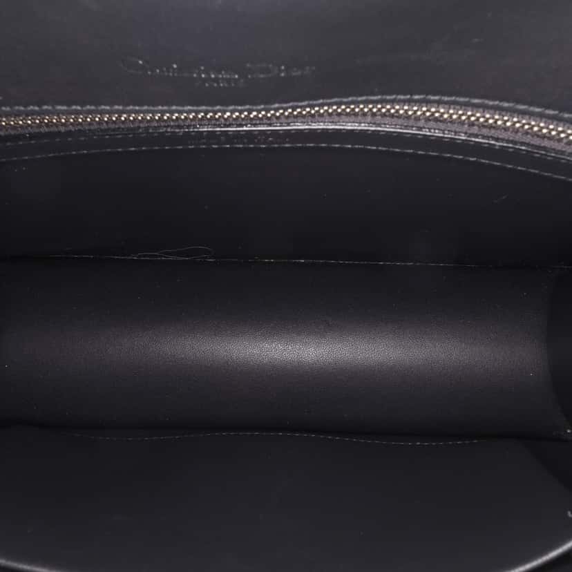Dior Medium Metallic Patent Microcannage Diorama Flap Silver Leather Good condition - Model View