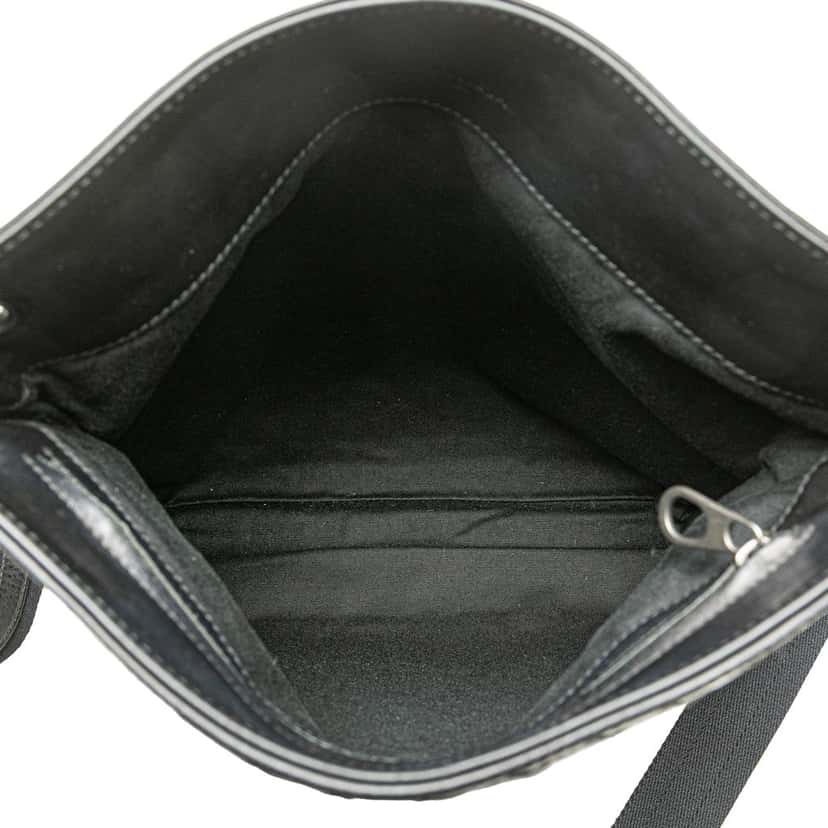 Bottega Veneta Nappa Intrecciato VN Crossbody Black Leather Very good condition - Model View
