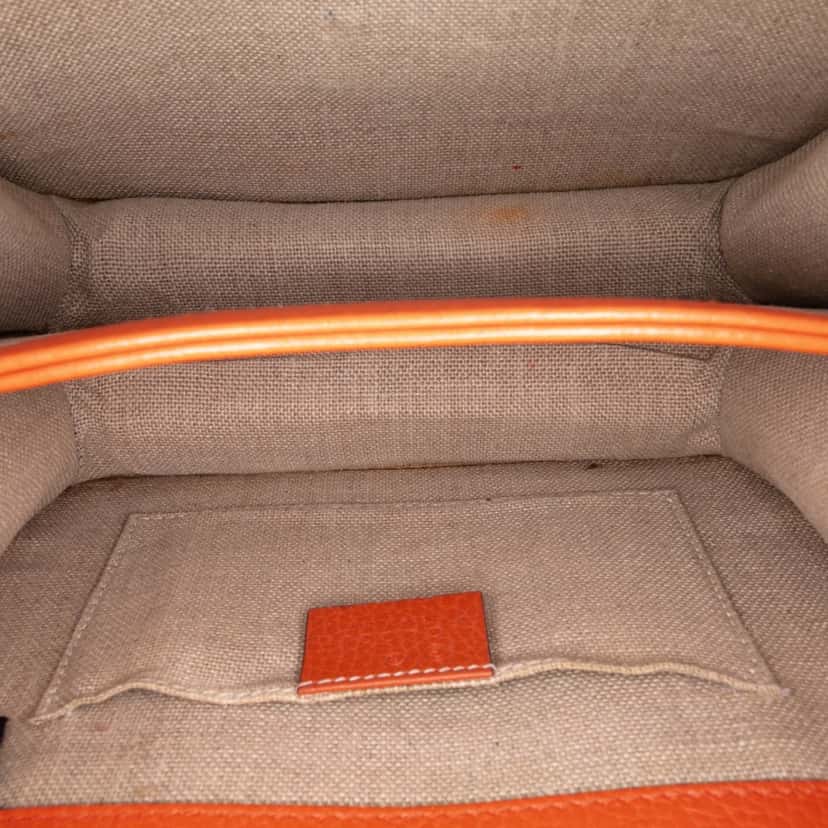 Gucci Small Dollar Calfskin Interlocking G Crossbody Orange Leather Good condition - Model View