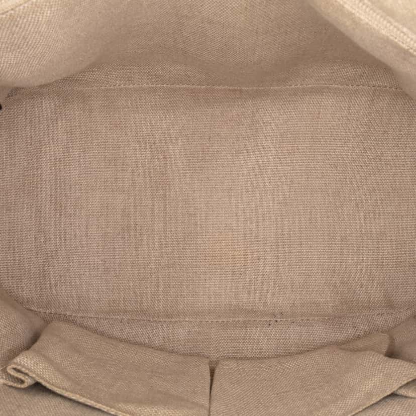 Gucci Small Dollar Calfskin GG Charm Dome Satchel Black Leather Good condition - Model View