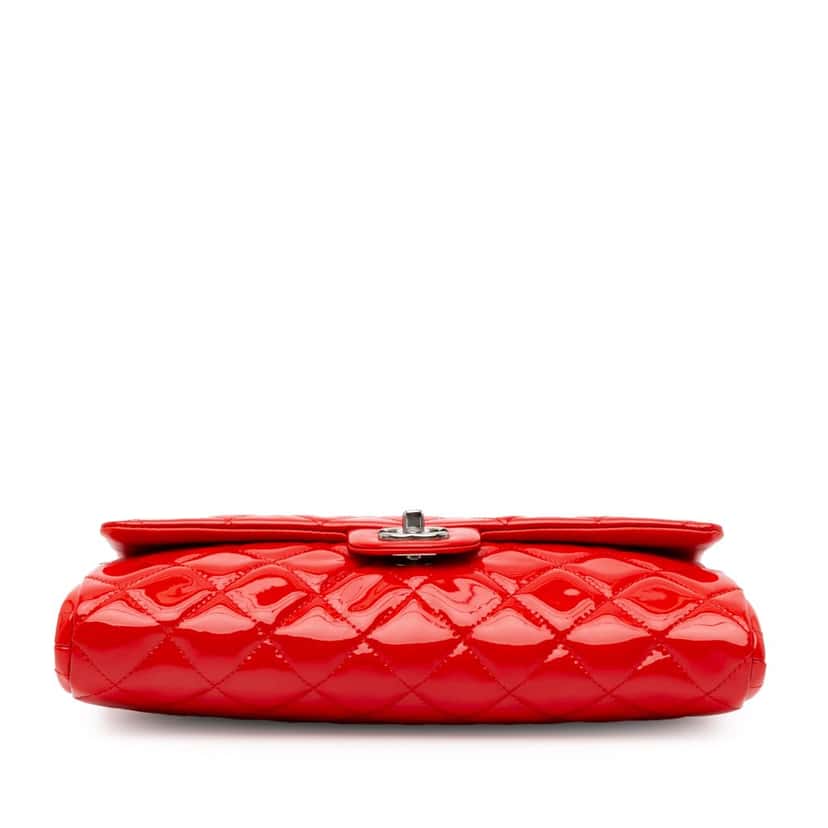 Chanel CC Quilted Patent Clutch with Chain Red Leather Good condition - Model View