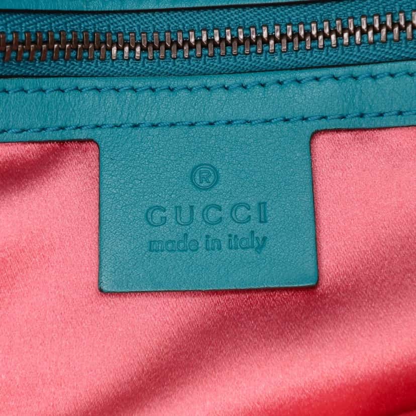 Gucci Small GG Marmont Matelasse Velvet Flap Crossbody Blue Velvet Good condition - Box View