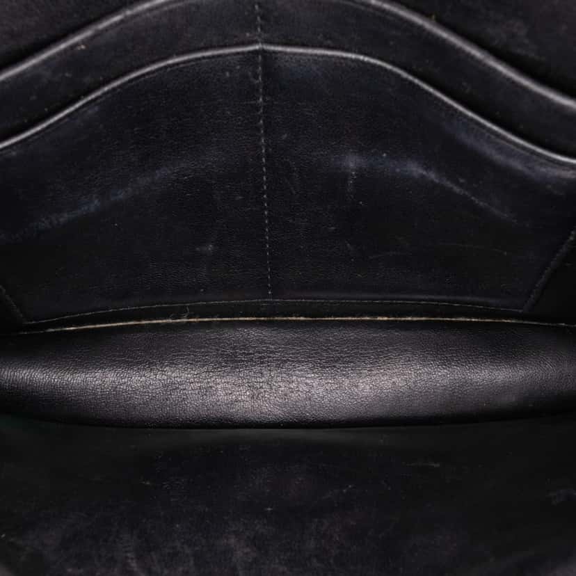 Dior Grained Calfskin Diorama Wallet on Chain Black Leather Good condition - Model View