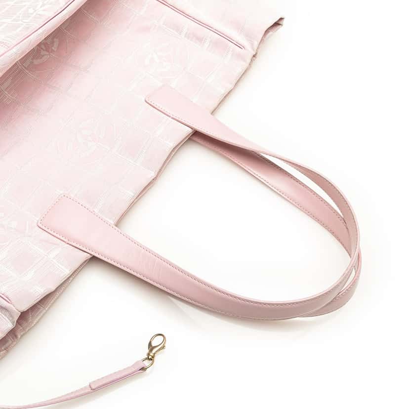 Chanel New Travel Line Nylon Tote Pink Good condition - Box View