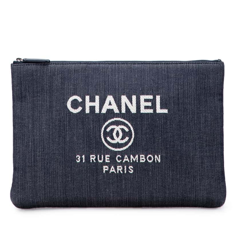 Chanel Large Denim Deauville O Case Clutch Blue Denim Good condition - Front View