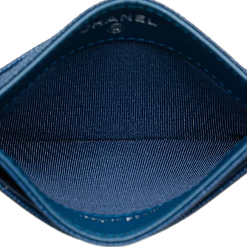 Chanel CC Caviar Card Holder Blue Leather Good condition - Model View