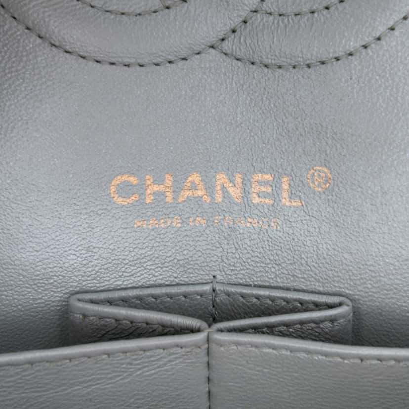 Chanel Medium Classic Iridescent Lambskin Double Flap Brown Leather Good condition - Box View