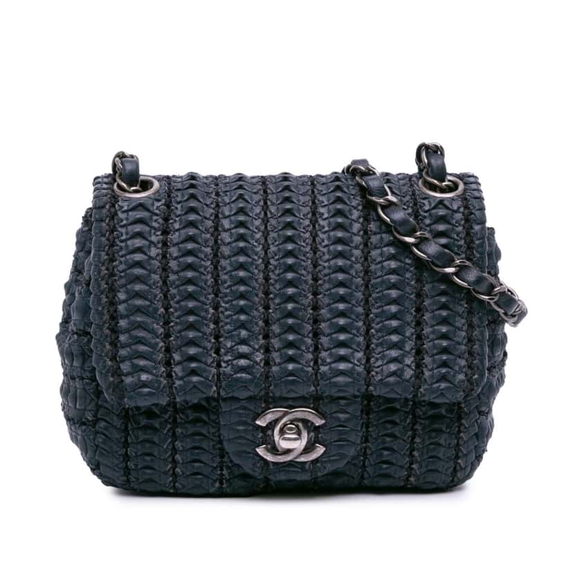 Chanel Paris Seoul Mini Crochet Lambskin Single Flap Blue Leather Good condition - Front View