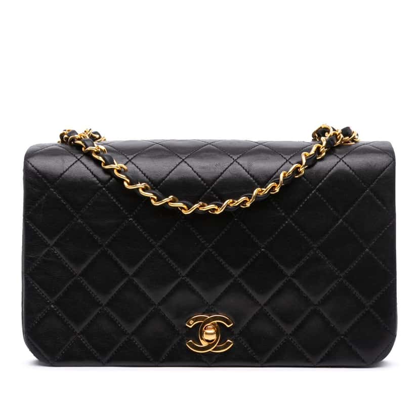 Chanel CC Quilted Lambskin Full Single Flap Black Leather Good condition - Front View