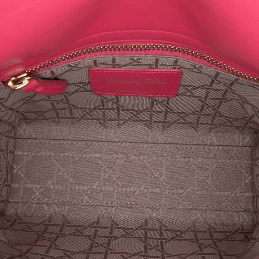 Dior Mini Lambskin Cannage Lady Dior Pink Leather Good condition - Model View