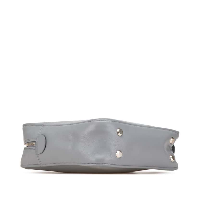 Balenciaga Medium Leather Triangle Duffle Bag Grey Leather Good condition - Inside View