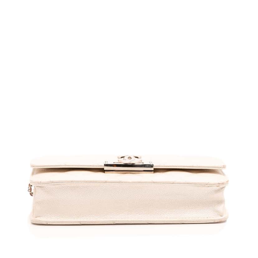 Chanel Quilted Caviar Golden Class Wallet On Chain White Leather Good condition - Inside View