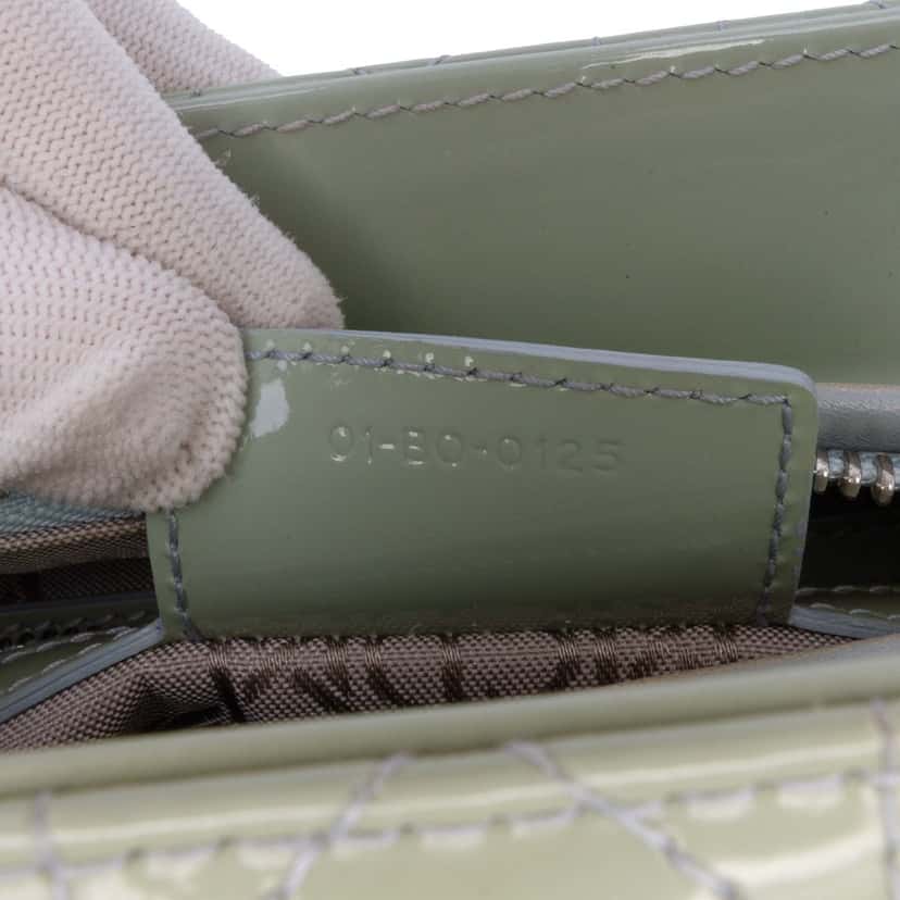 Dior Medium Patent Cannage Lady Dior Green Leather Good condition - Box View