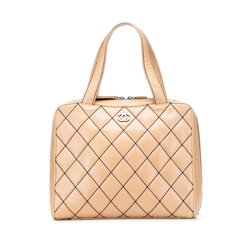 Chanel CC Lambskin Wild Stitch Handbag Brown Leather Good condition - Front View