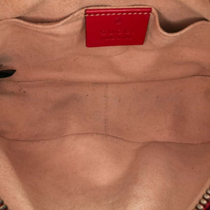 Gucci Mini GG Marmont Matelasse Leather Crossbody Red Leather Good condition - Model View