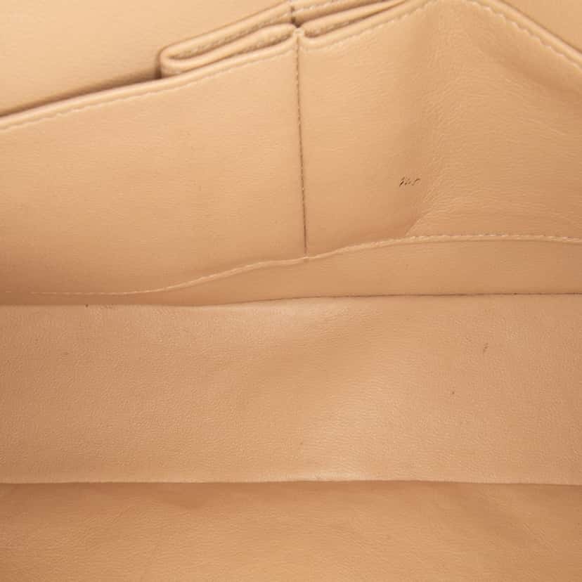Chanel Medium Classic Lambskin Double Flap Brown Leather Good condition - Model View