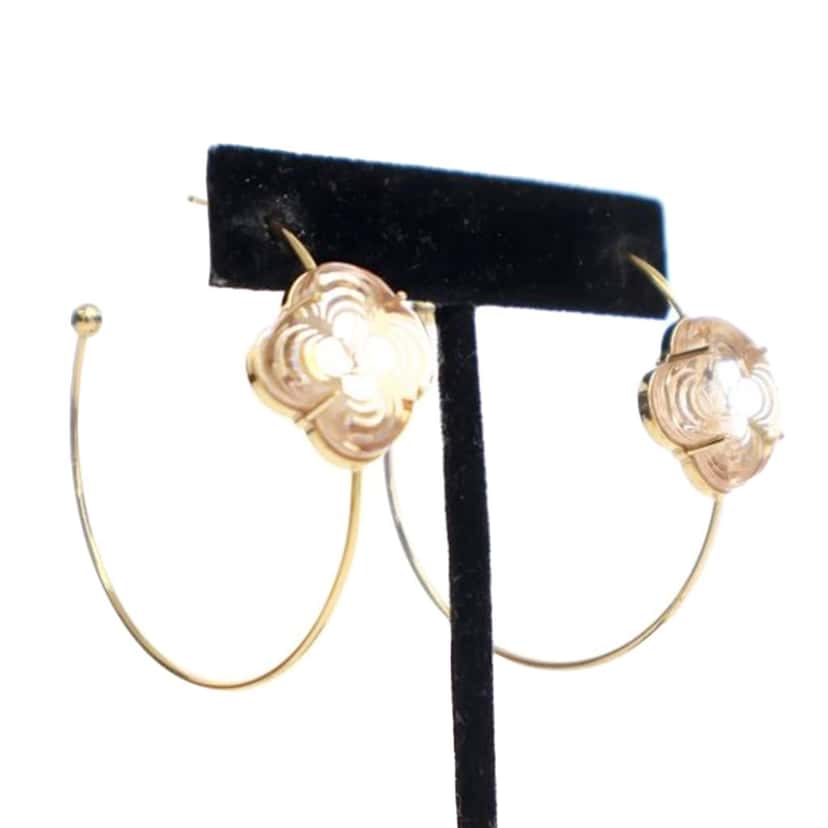 Louis Vuitton Gold Plated Resin A La Folie Hoop Earrings Gold Metal Good condition - Model View