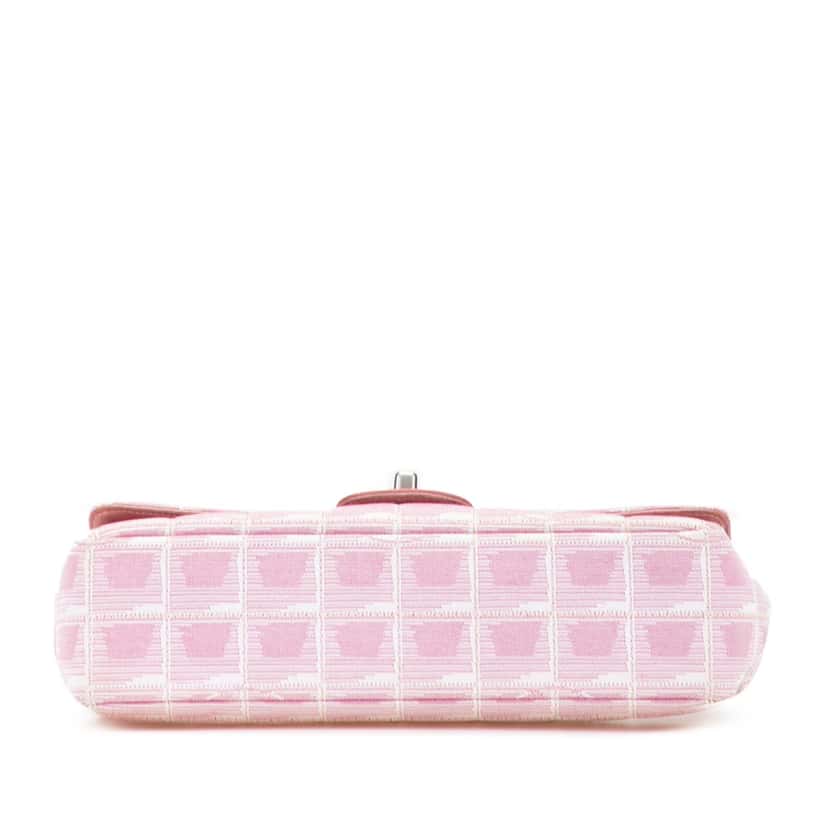 Chanel Medium New Travel Line Nylon Single Flap Pink Good condition - Inside View