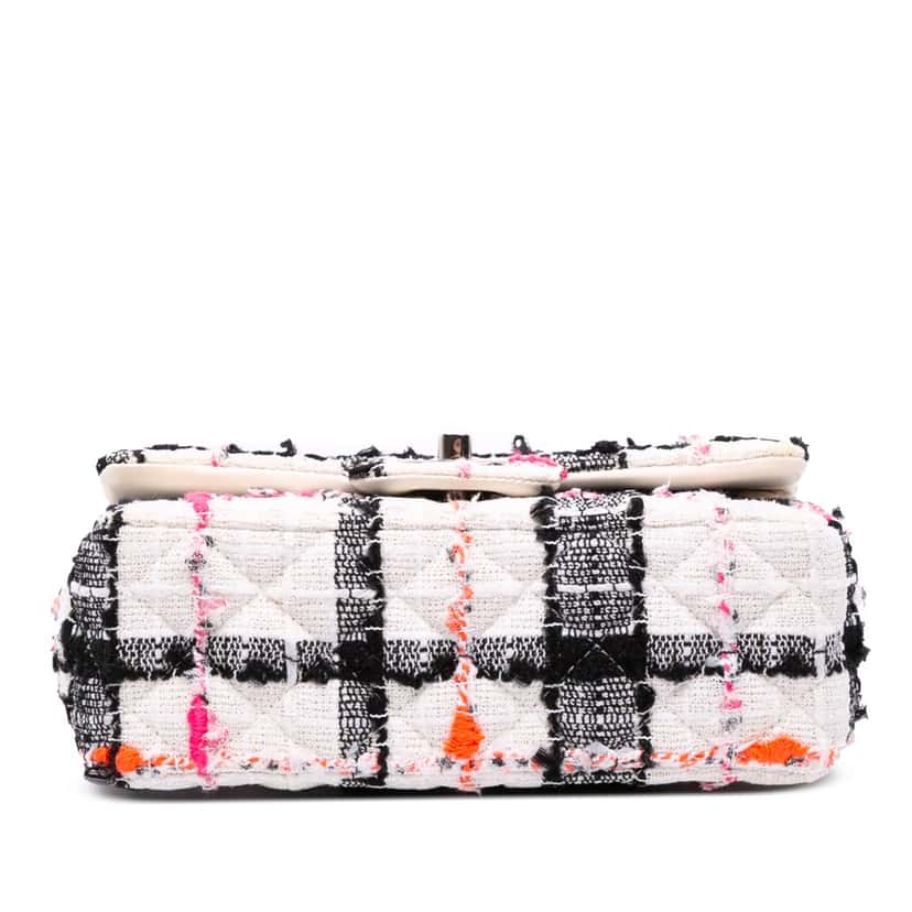 Chanel Mini Rectangular Classic Tweed Single Flap White Tweed Good condition - Inside View