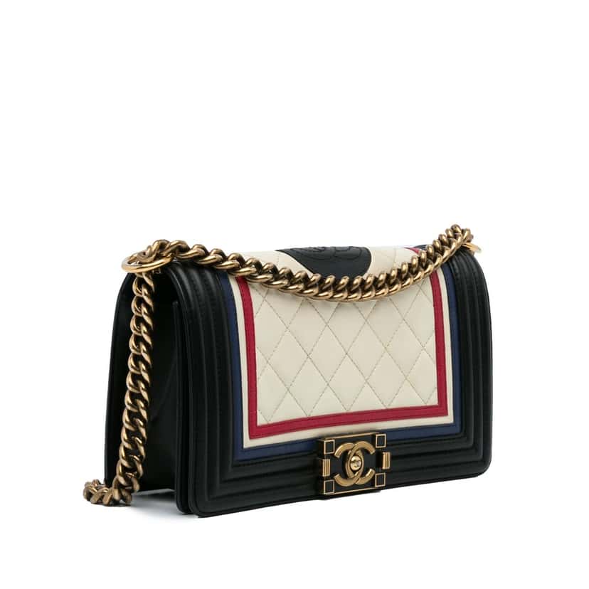 Chanel Crest-Embellished Medium Boy Bag White Leather Good condition - Back View