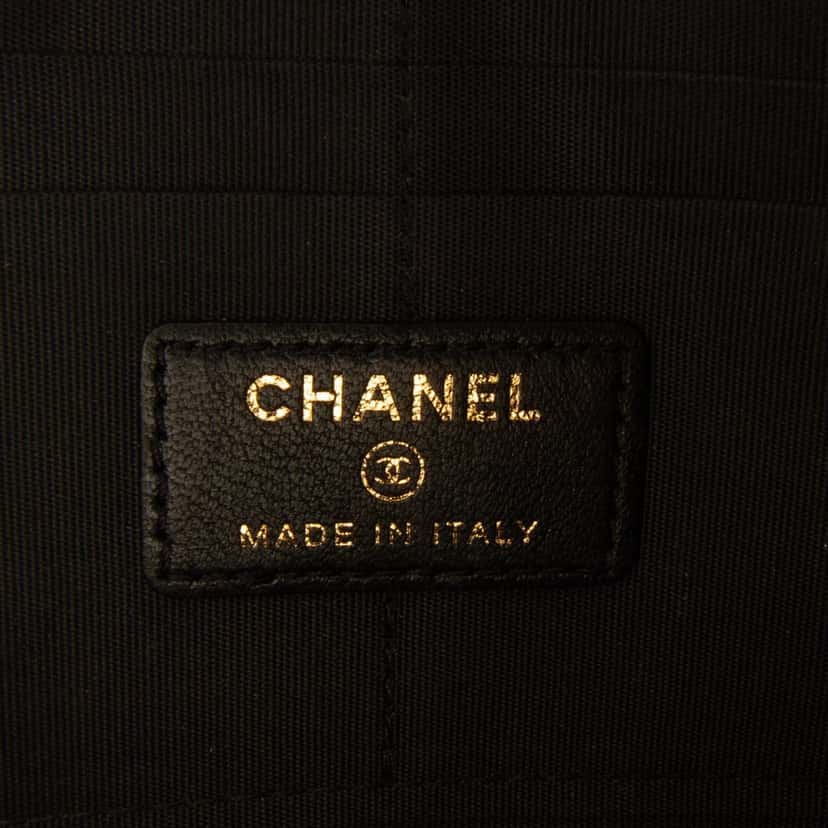 Chanel Quilted Lambskin All About Chanel Clutch On Chain Black Leather Good condition - Box View