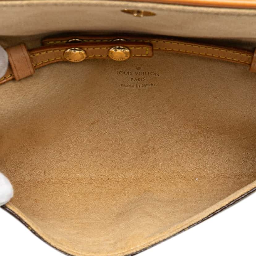 Louis Vuitton Monogram Pochette Twin PM Brown Canvas Good condition - Model View