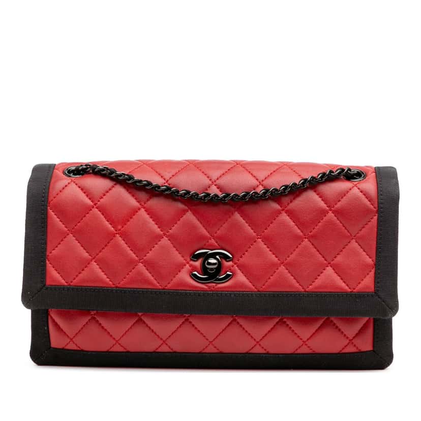 Chanel Medium Quilted Lambskin Grosgrain Two Tone Flap Red Leather Good condition - Front View