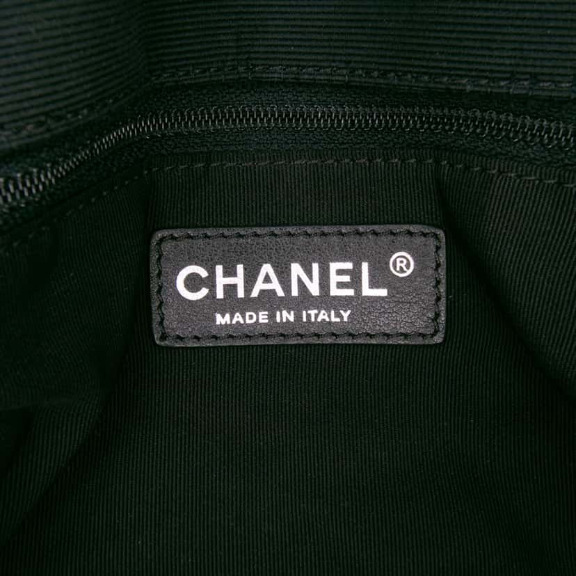 Chanel Medium Quilted Lambskin Grosgrain Two Tone Flap Red Leather Good condition - Box View