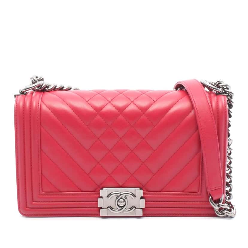 Chanel Old Medium Quilted Lambskin Boy Flap Red Leather Good condition - Front View