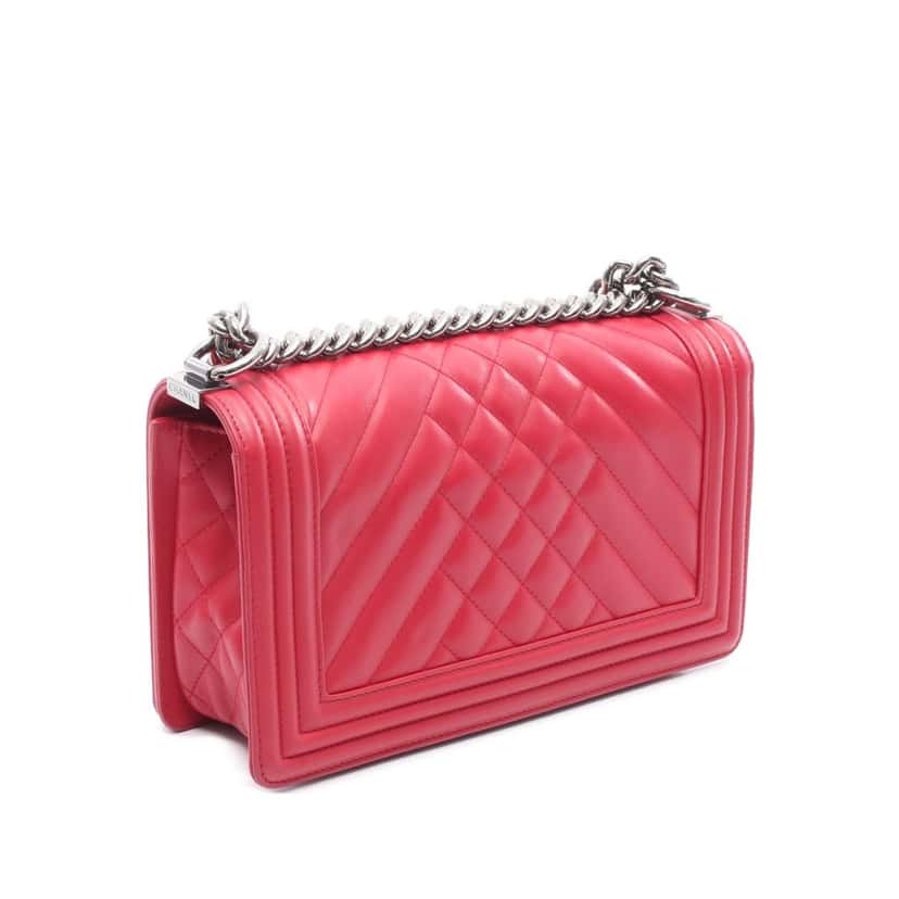 Chanel Old Medium Quilted Lambskin Boy Flap Red Leather Good condition - Back View