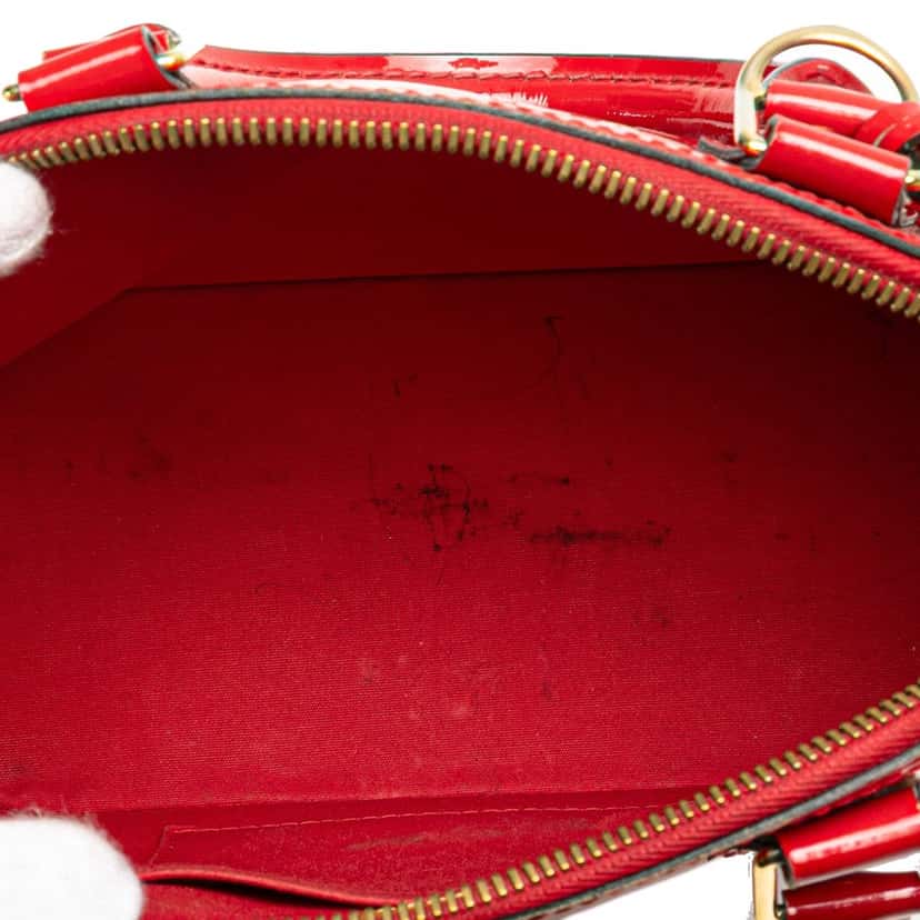 Louis Vuitton Monogram Vernis Alma BB Red Leather Good condition - Model View