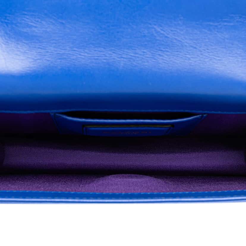 Bvlgari Small Leather Serpenti Forever Chain Crossbody Blue Leather Good condition - Model View