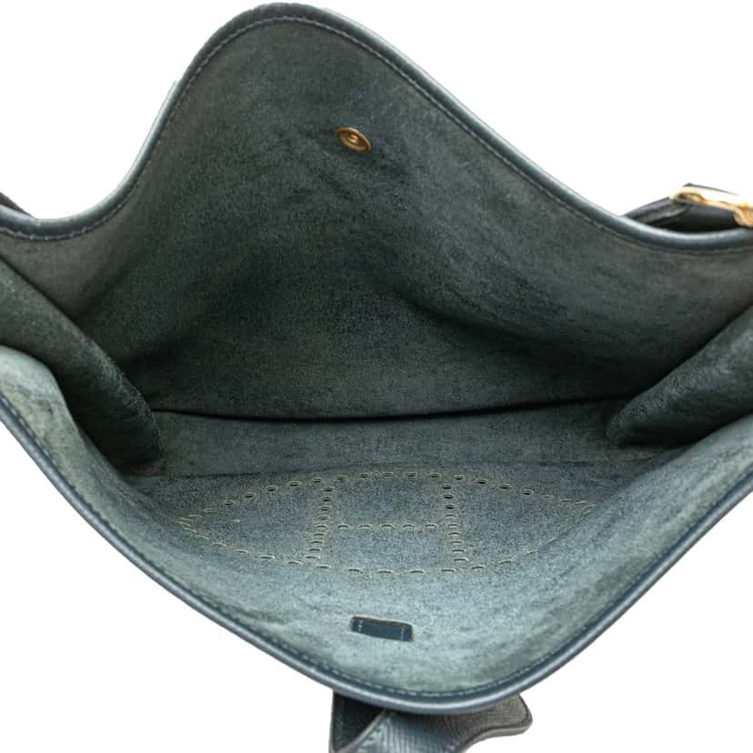 Hermès Courchevel Evelyne I GM Blue Leather Good condition - Model View