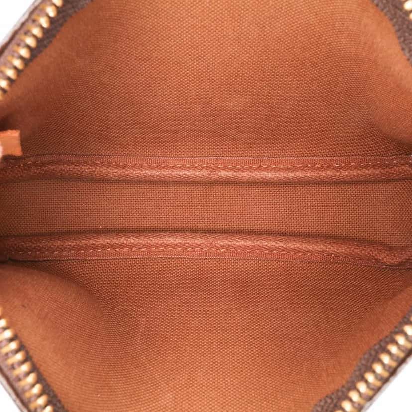 Louis Vuitton Monogram Mini Pochette Accessoires Brown Canvas Good condition - Model View