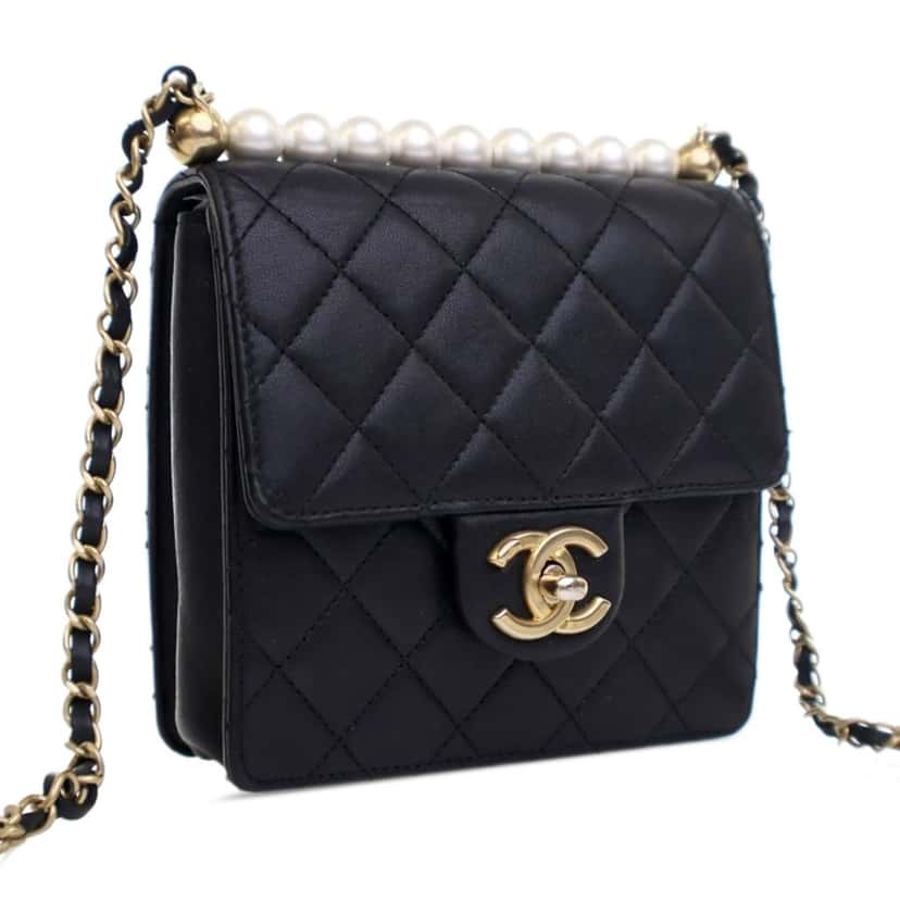 Chanel Small Goatskin Chic Pearls Flap Black Leather Good condition - Inside View
