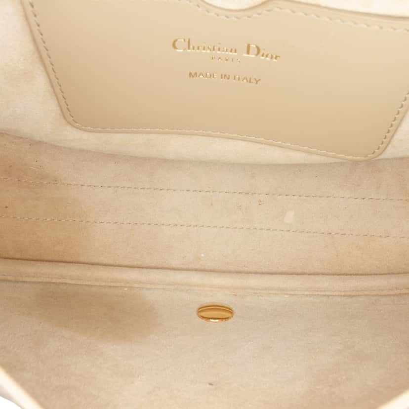 Dior Medium Leather Bobby Crossbody Brown Leather Good condition - Model View