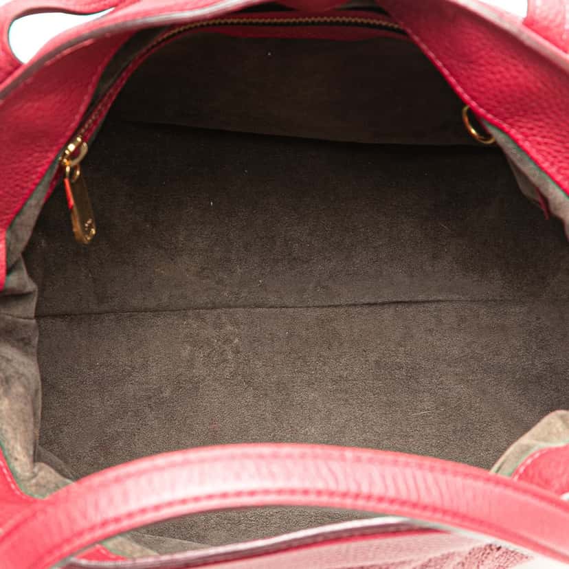 Louis Vuitton Monogram Mahina Cirrus PM Red Leather Good condition - Model View