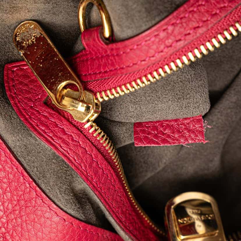 Louis Vuitton Monogram Mahina Cirrus PM Red Leather Good condition - Box View