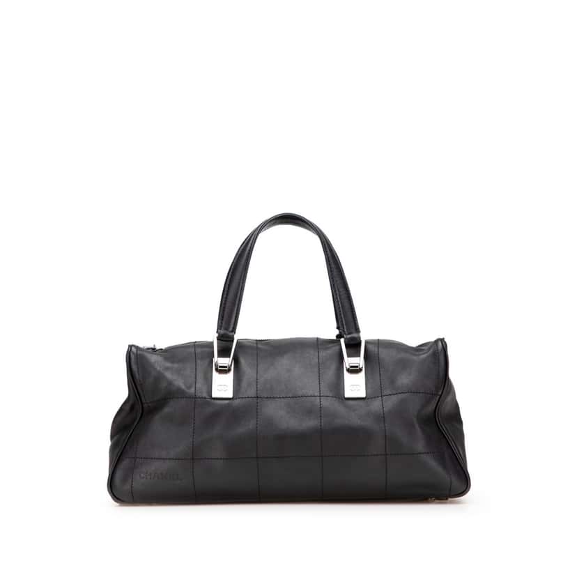 Chanel CC Square Quilted Lambskin Handbag Black Leather Good condition - Front View