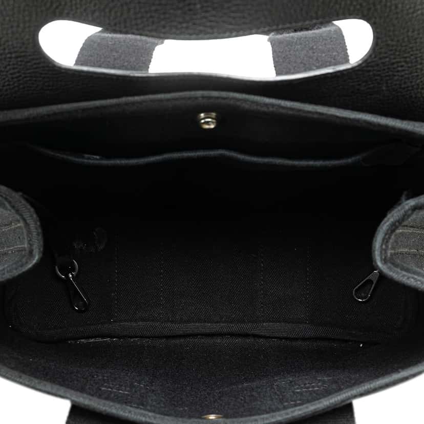 Hermès Toile Valparaiso PM Black Canvas Good condition - Model View