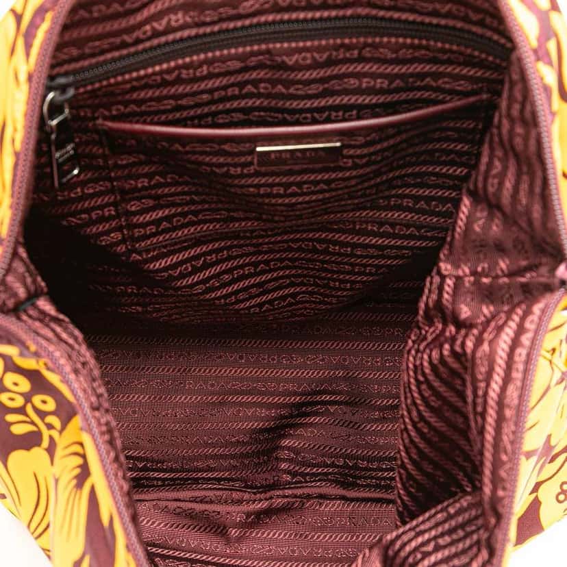 Prada Tessuto Stampato Tote Yellow Good condition - Model View